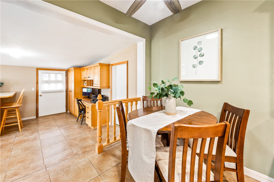 2430 W Grivey Avenue