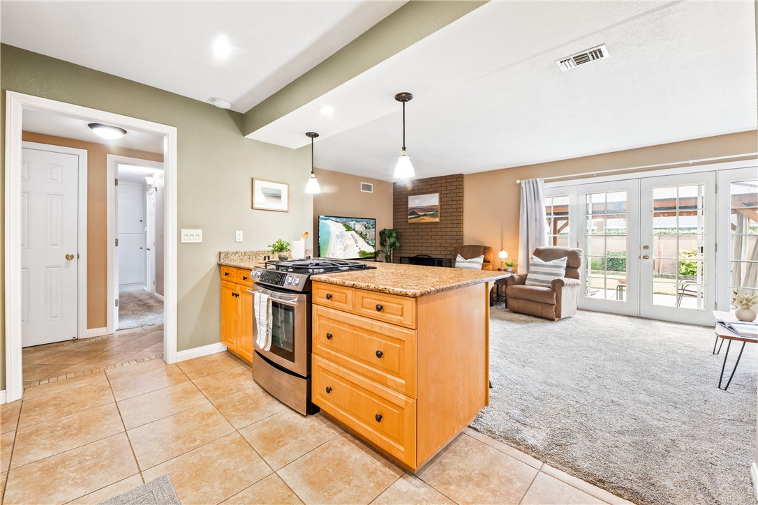 2430 W Grivey Avenue