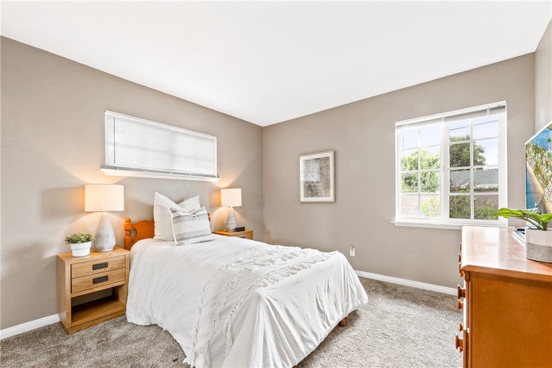 2430 W Grivey Avenue