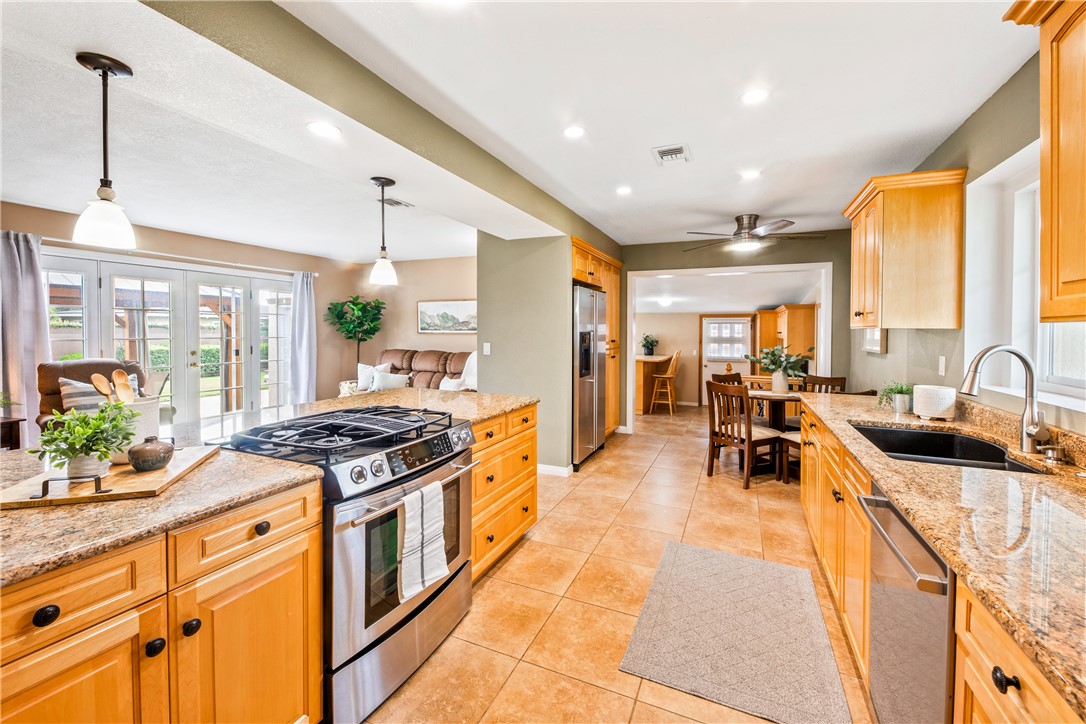 2430 W Grivey Avenue