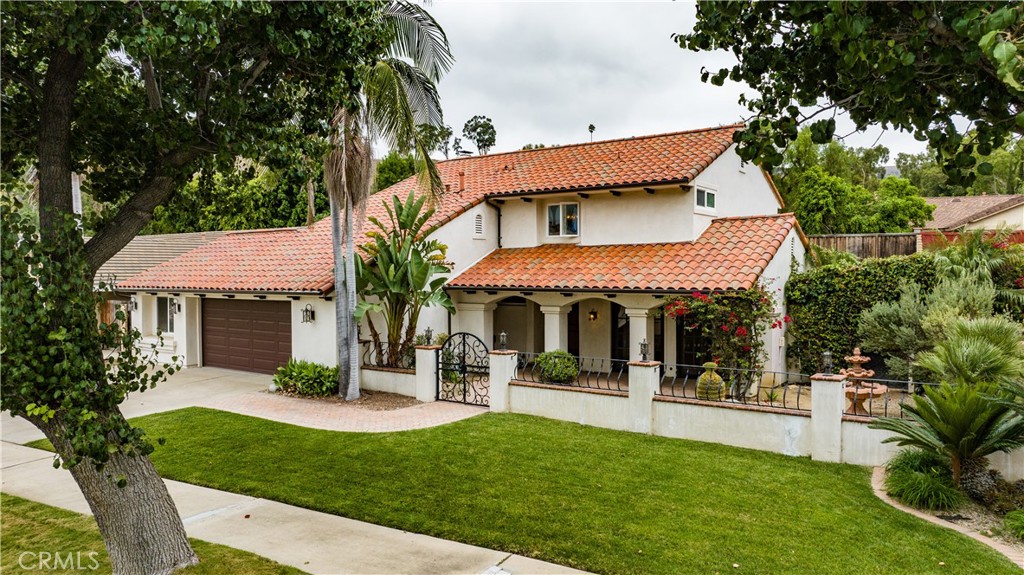 6021 E Shenandoah Avenue