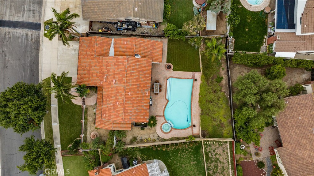 6021 E Shenandoah Avenue