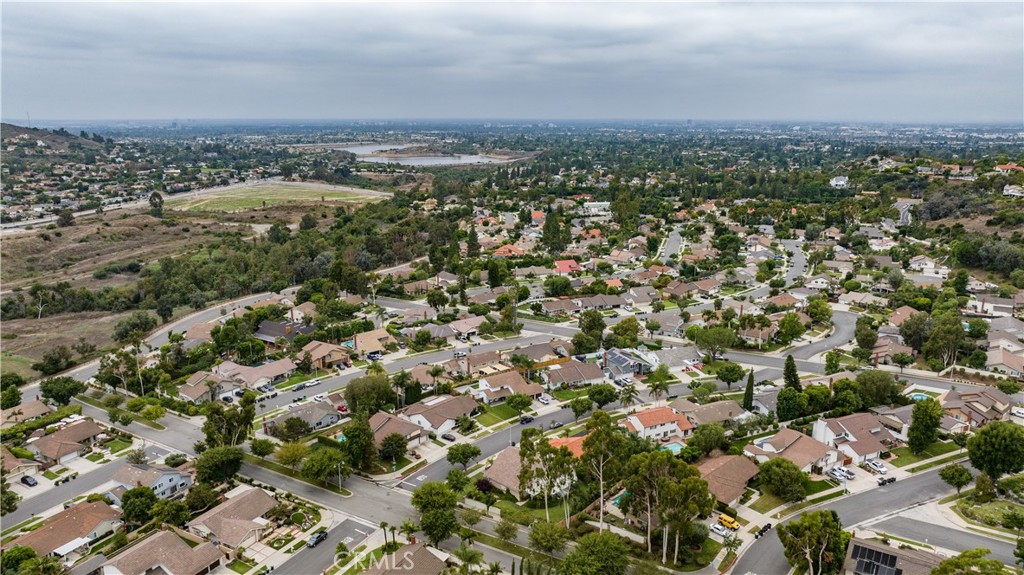 6021 E Shenandoah Avenue