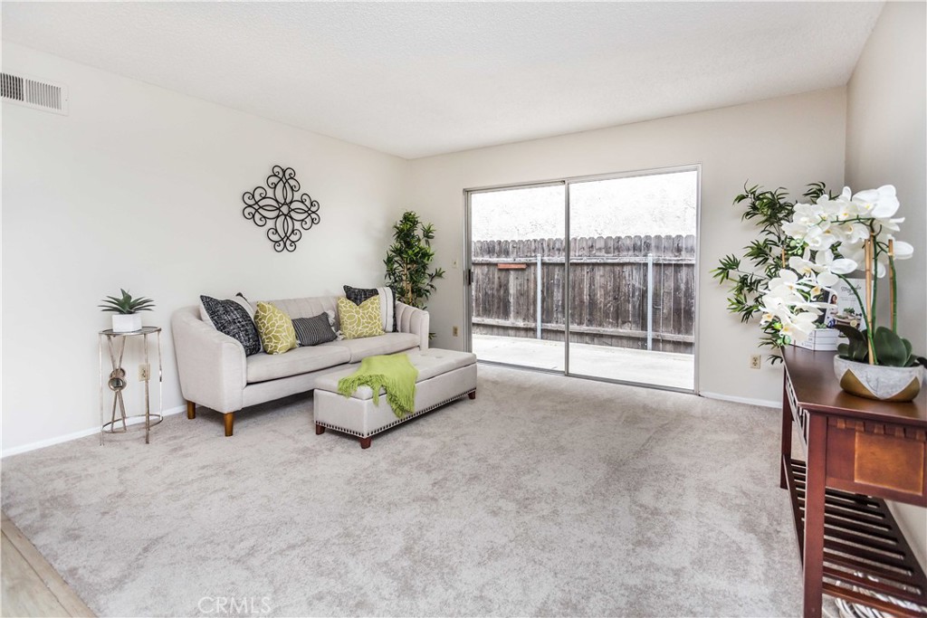 5568 Temple City Boulevard