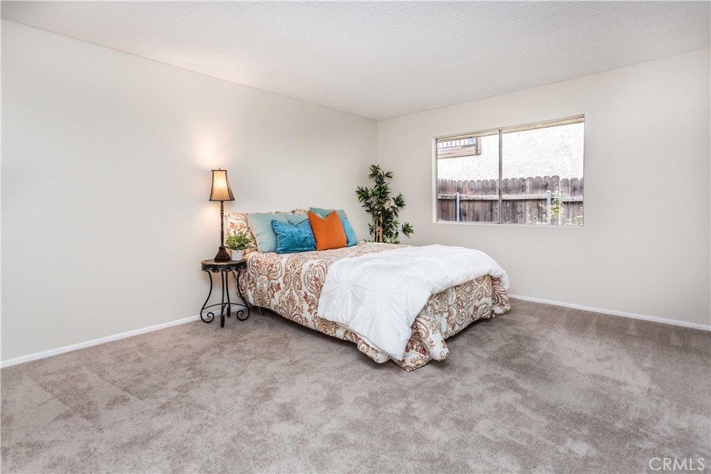 5568 Temple City Boulevard