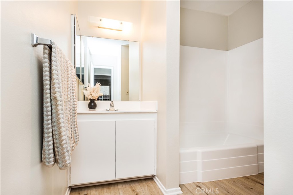 5568 Temple City Boulevard