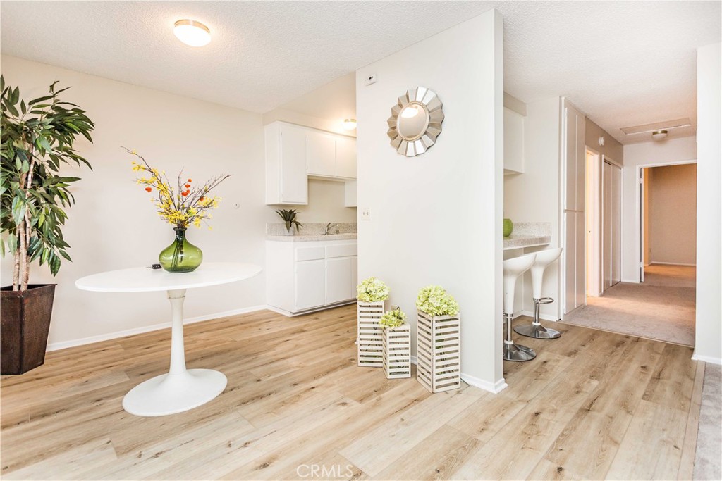 5568 Temple City Boulevard