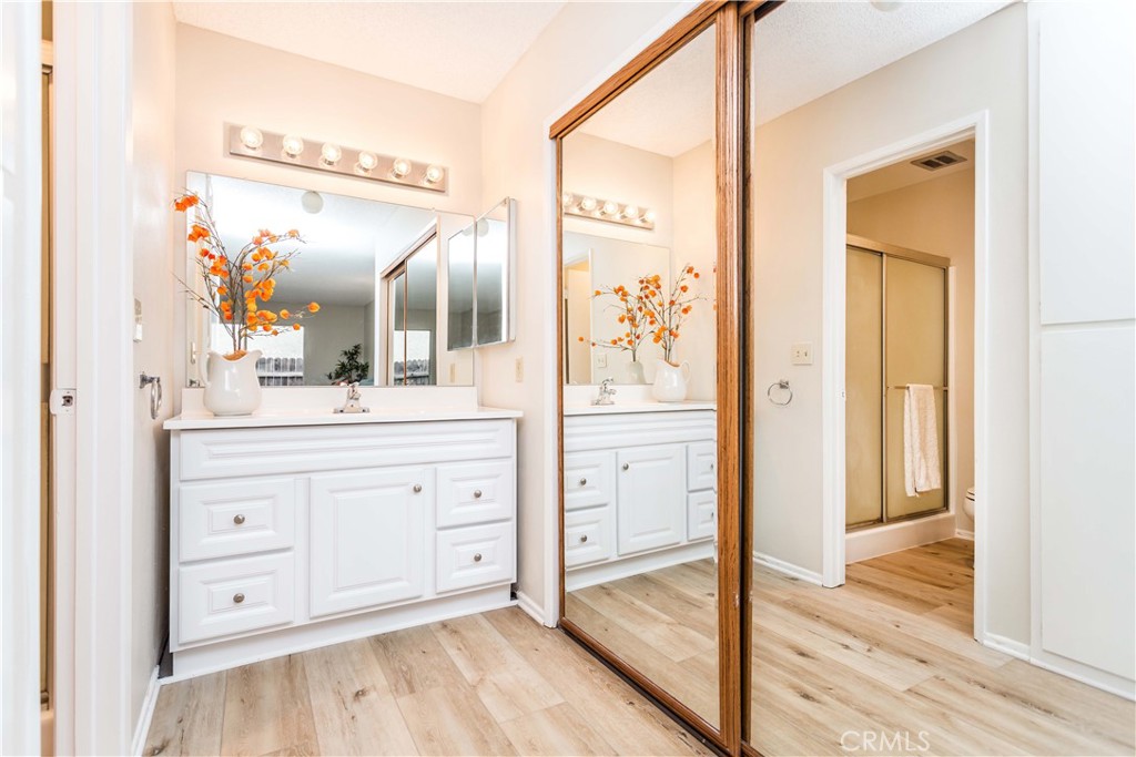 5568 Temple City Boulevard