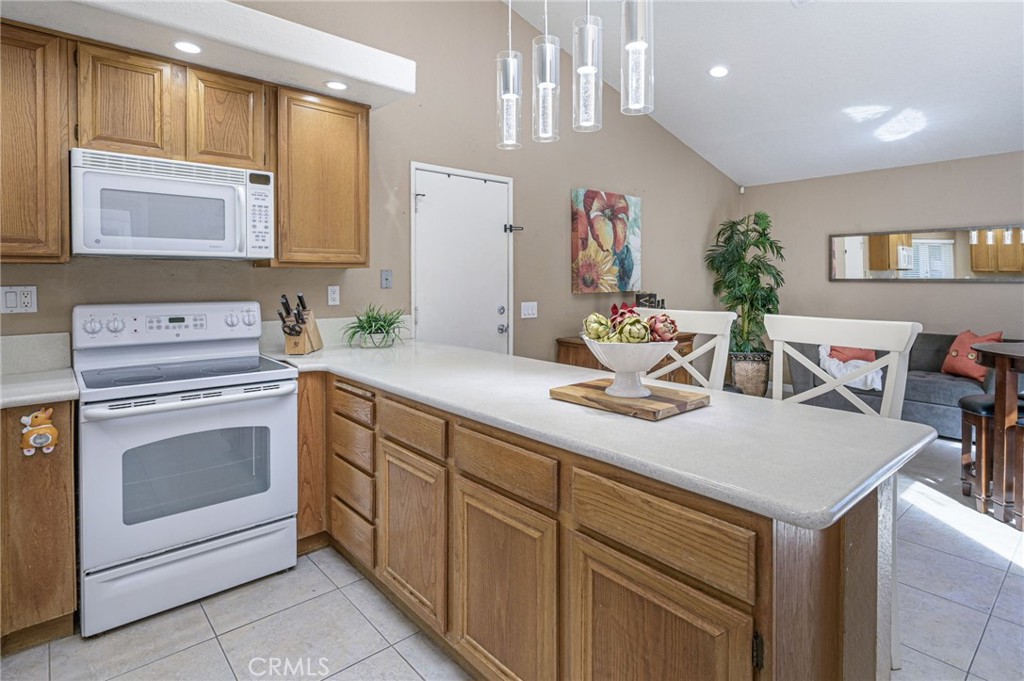 7978 E SAFFRON Street