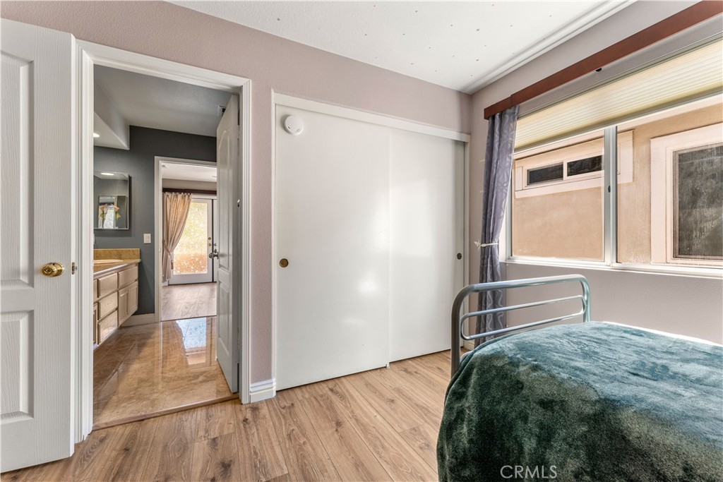 8171 E Marblehead Way