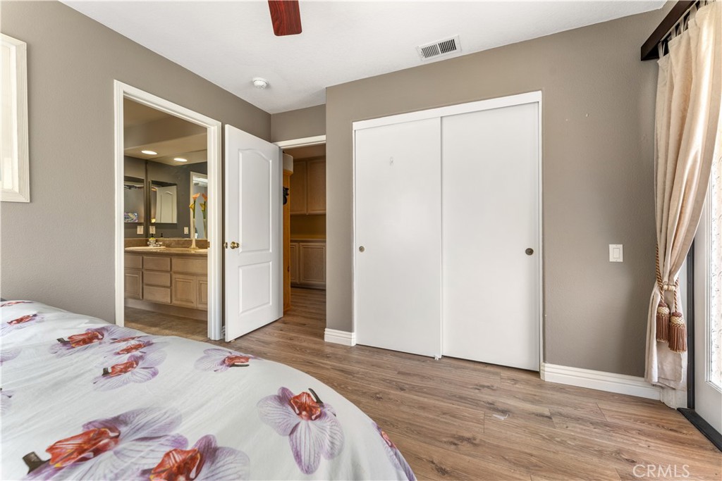 8171 E Marblehead Way