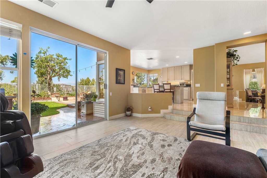 8171 E Marblehead Way