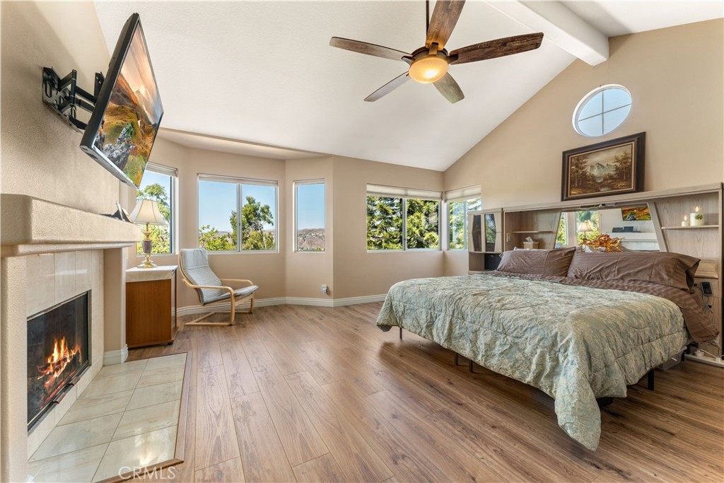 8171 E Marblehead Way