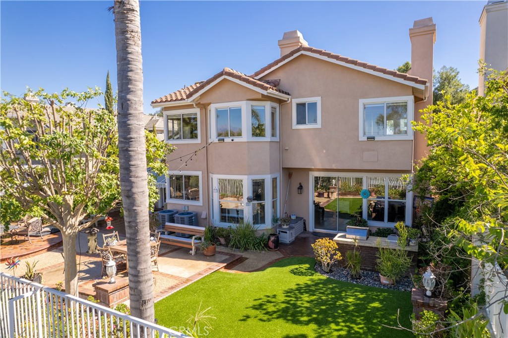 8171 E Marblehead Way