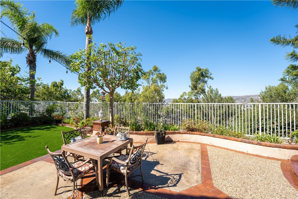 8171 E Marblehead Way