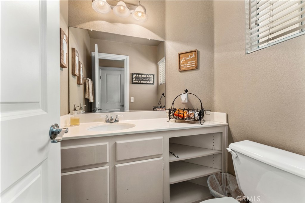 8035 E Treeview Court