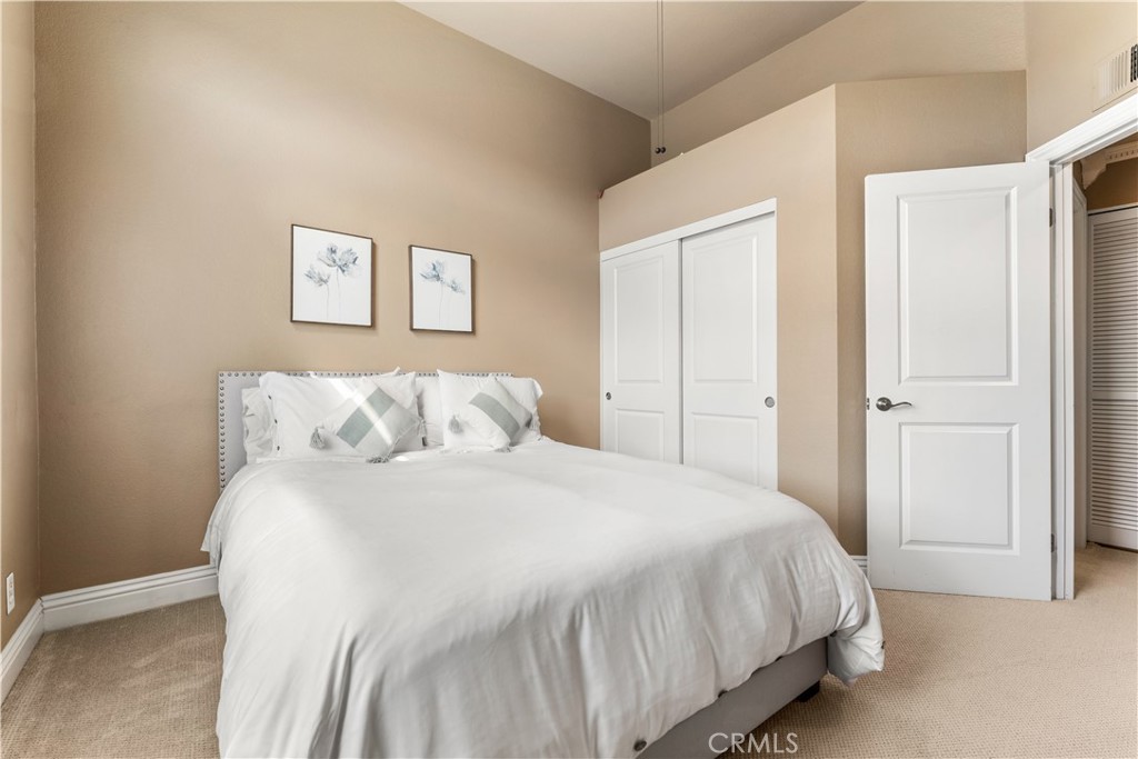 8035 E Treeview Court