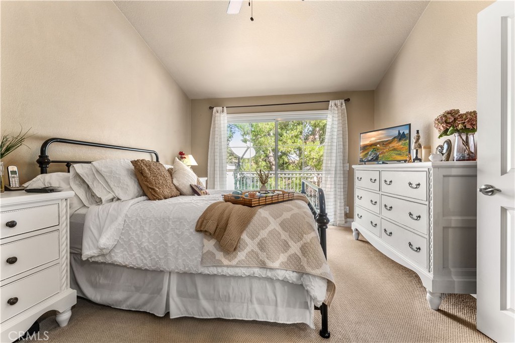 8035 E Treeview Court