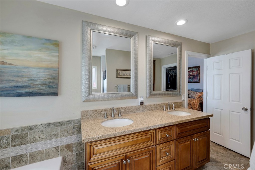 289 S Avenida Margarita