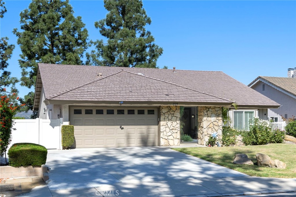 289 S Avenida Margarita