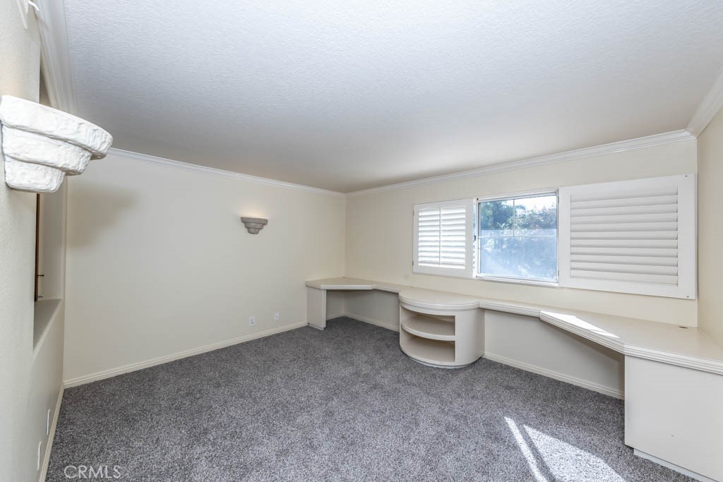 872 S Briar Rose Lane