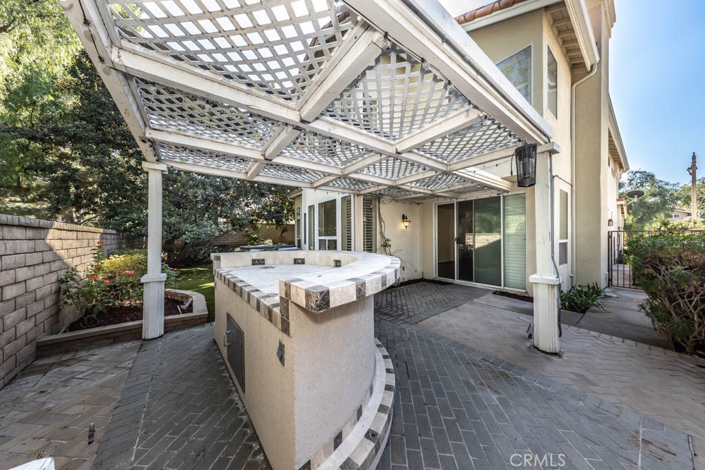 872 S Briar Rose Lane