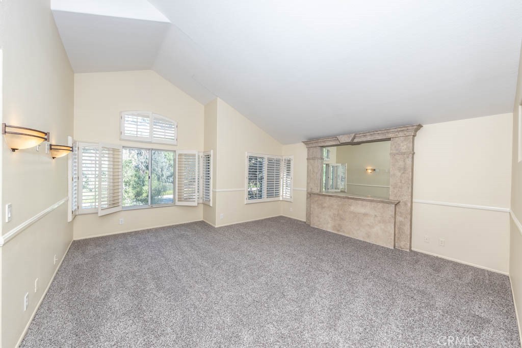 872 S Briar Rose Lane