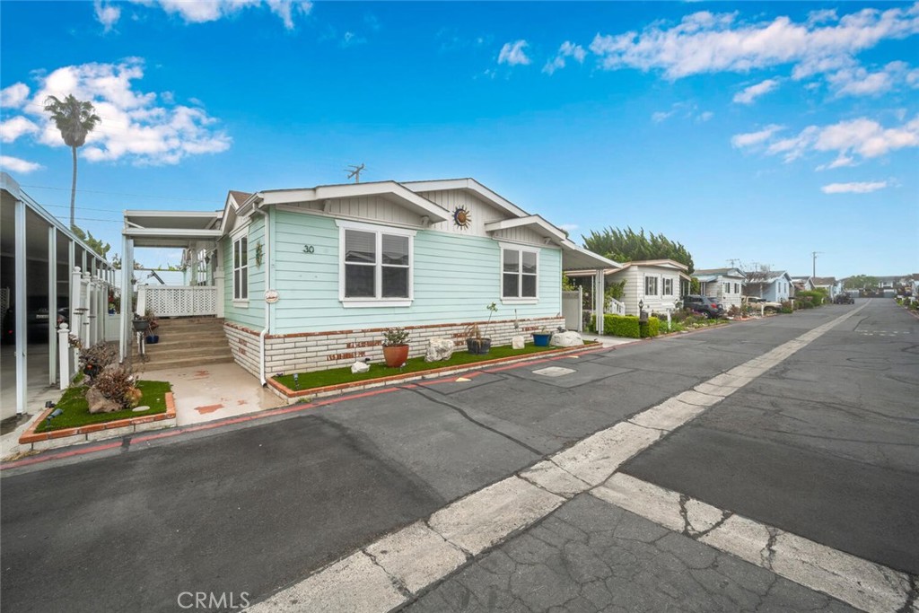 16444 Bolsa Chica Street 30