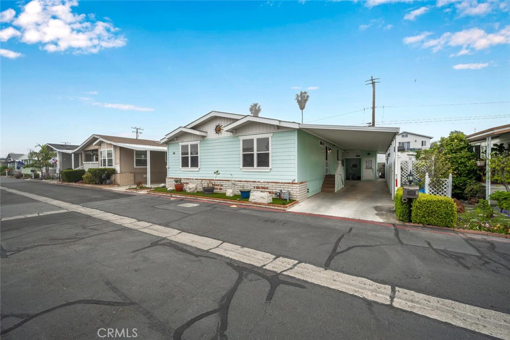 16444 Bolsa Chica Street 30