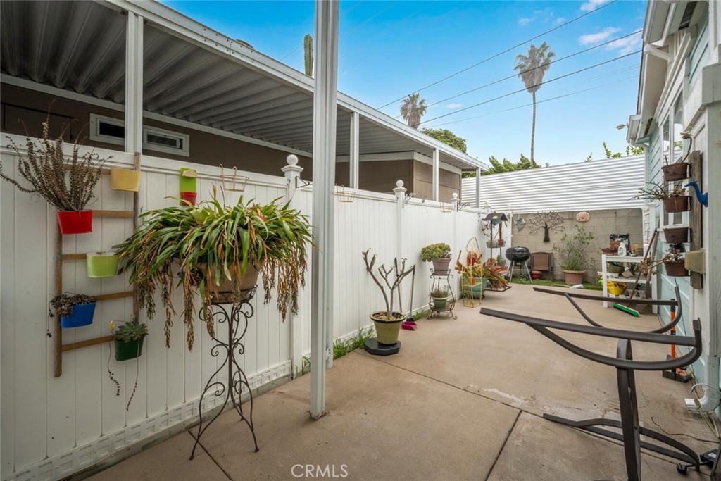 16444 Bolsa Chica Street 30