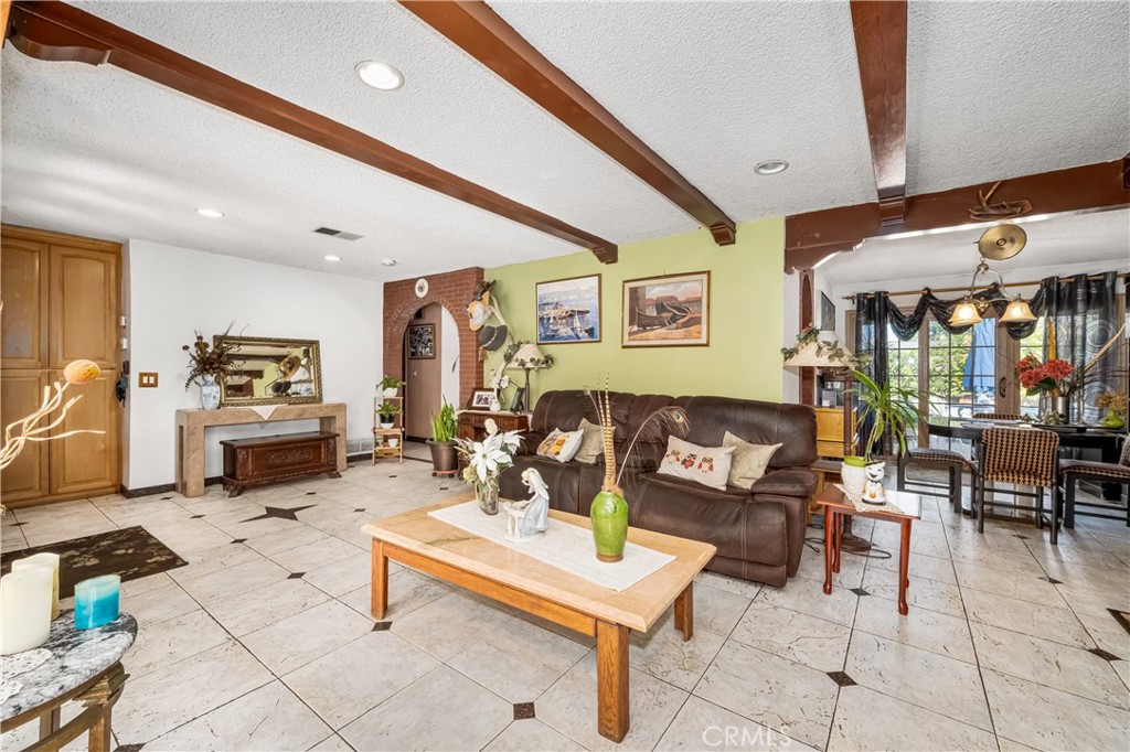 2731 Copa De Oro Drive