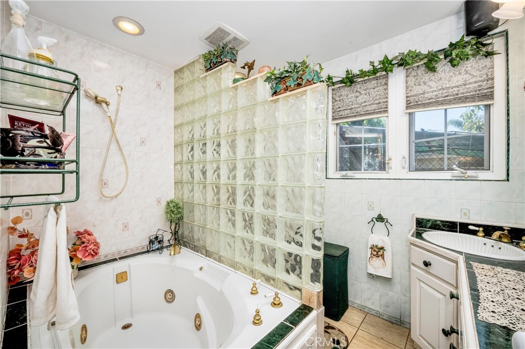 2731 Copa De Oro Drive