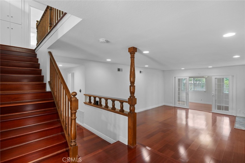 8262 Suffield Street