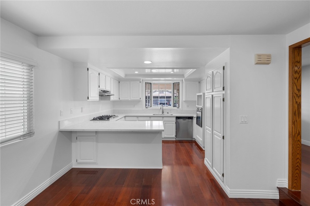 8262 Suffield Street