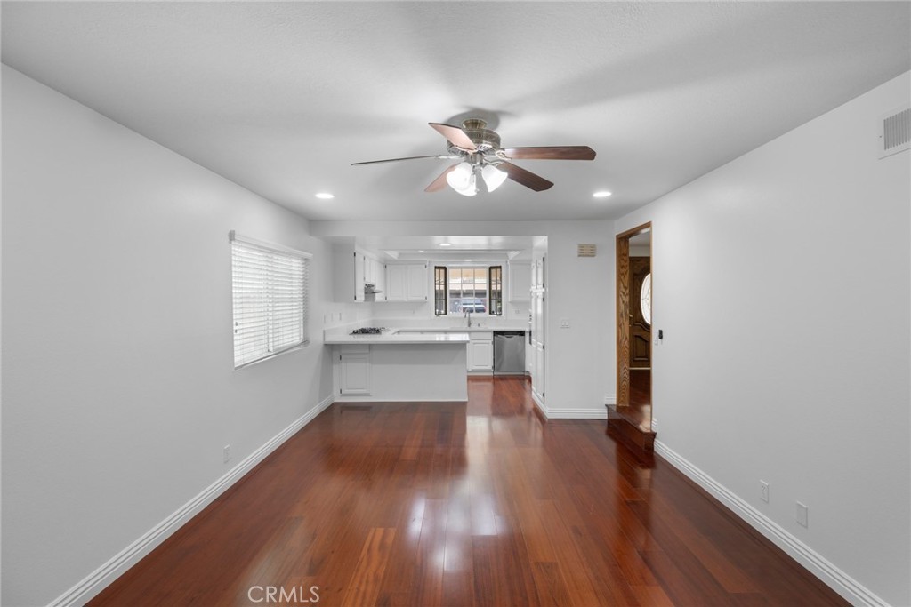 8262 Suffield Street