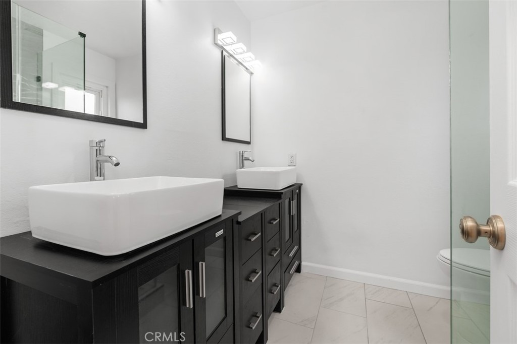 603 Jasmine Avenue 1/2