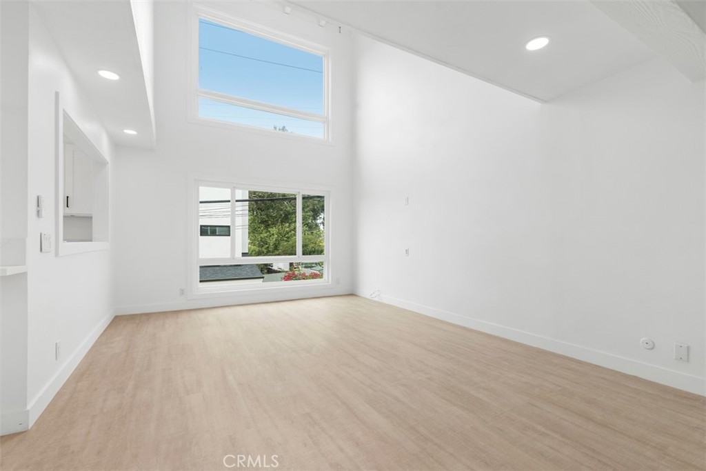 603 Jasmine Avenue 1/2