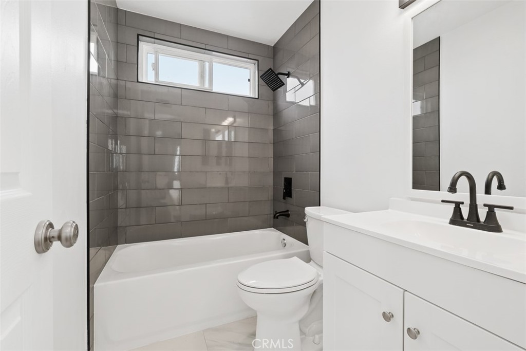 603 Jasmine Avenue 1/2