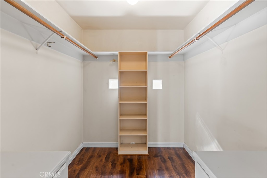 2117 N Westwood Avenue