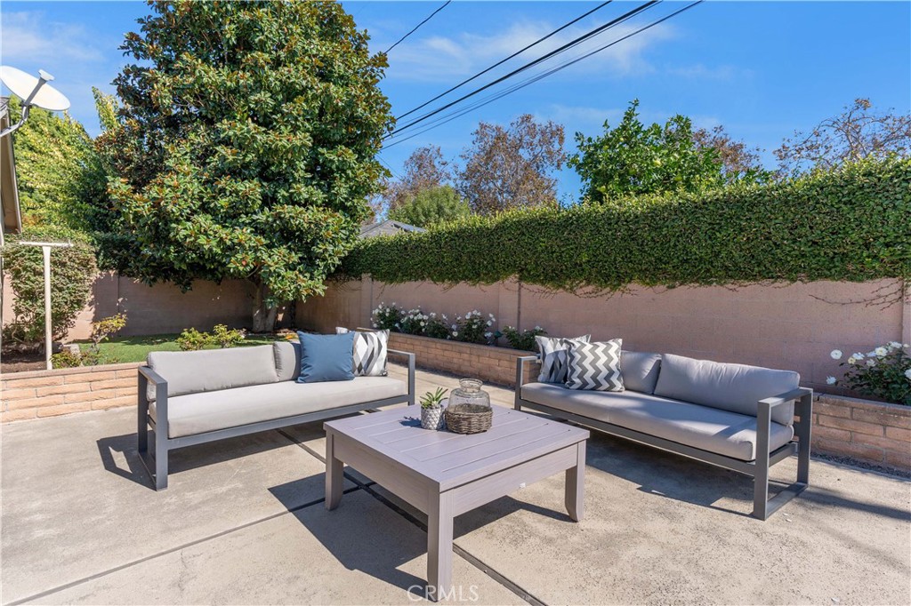 2117 N Westwood Avenue