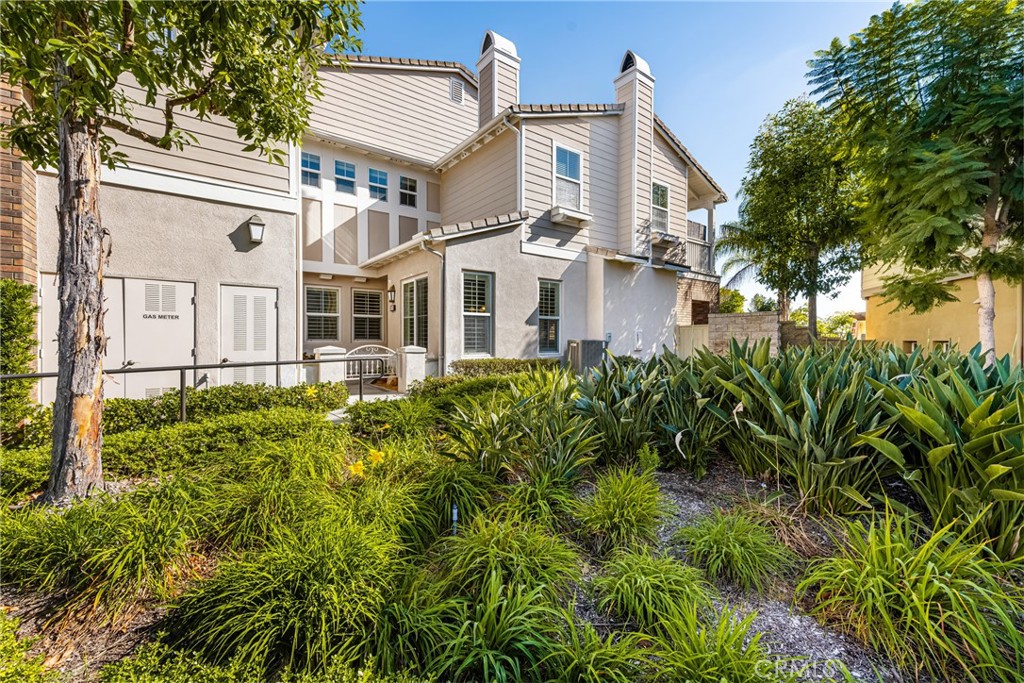 18954 Northern Dancer Lane