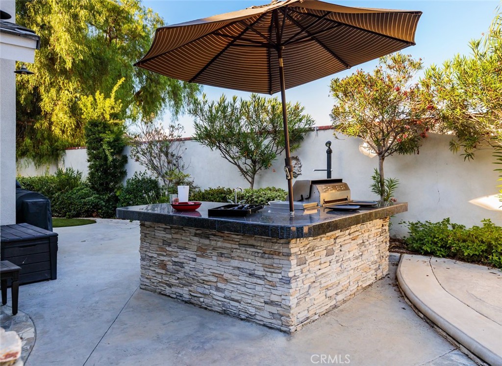 230 S Willowcreek Lane