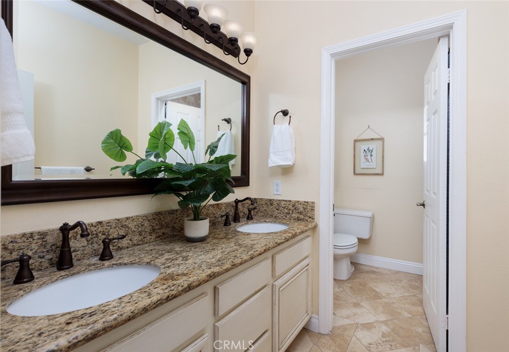 230 S Willowcreek Lane