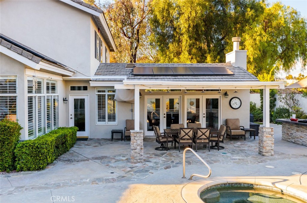 230 S Willowcreek Lane