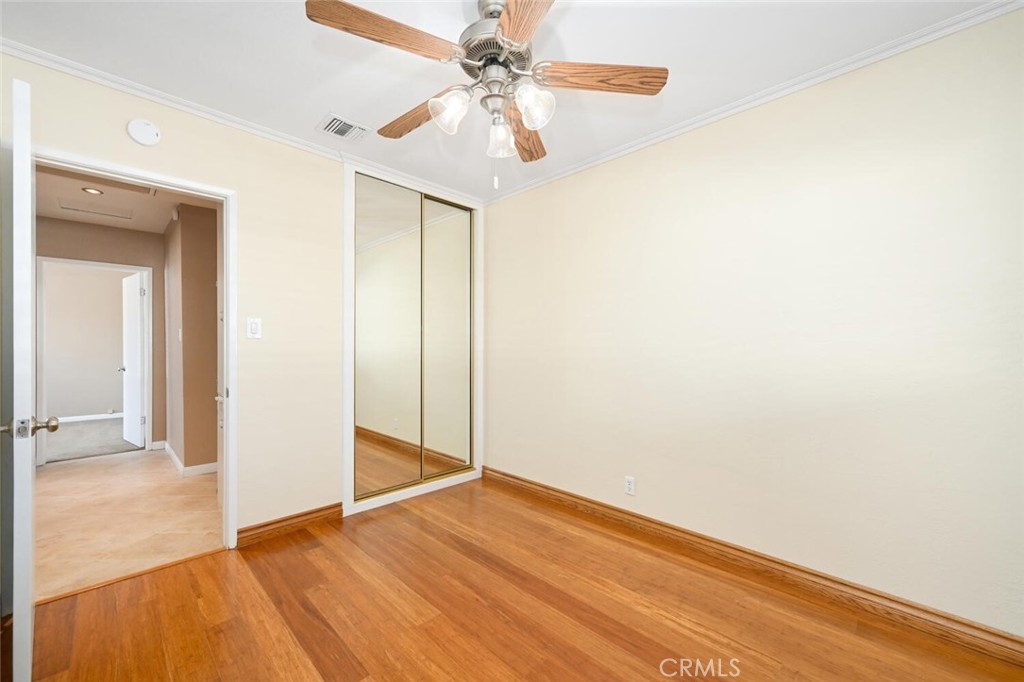 5732 E Oakbrook Street