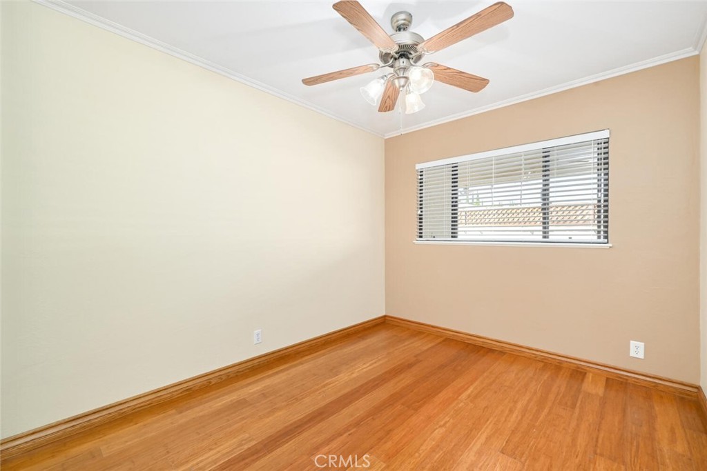 5732 E Oakbrook Street