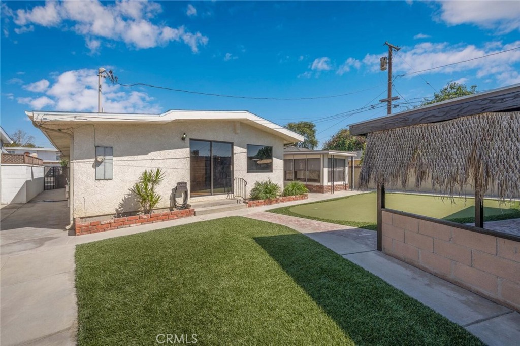 5732 E Oakbrook Street