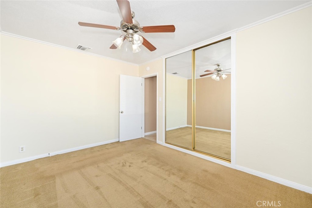 5732 E Oakbrook Street