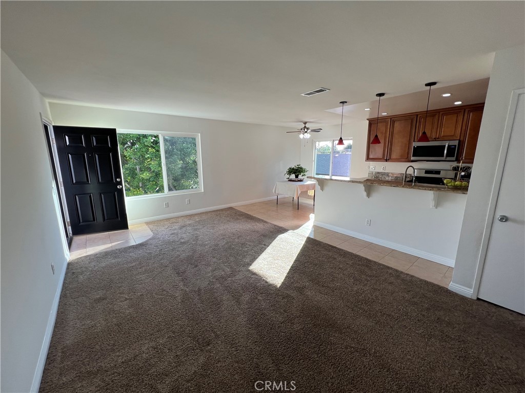 546 W Dunton Avenue 27