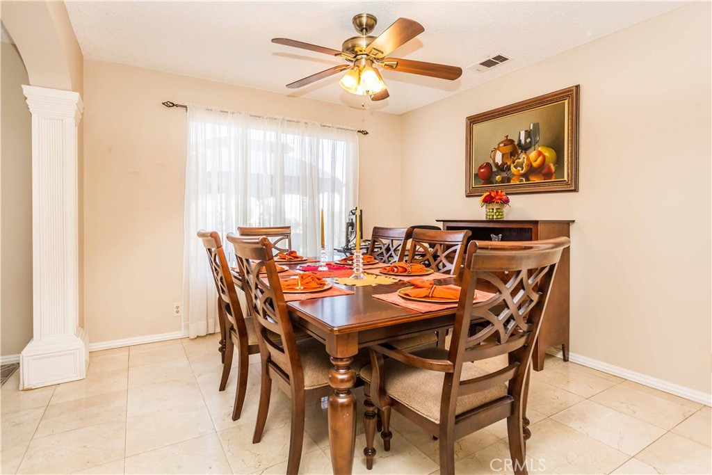 4861 E Fairfield Street